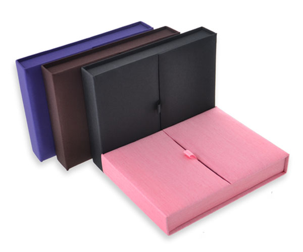 custom-invitation-boxes